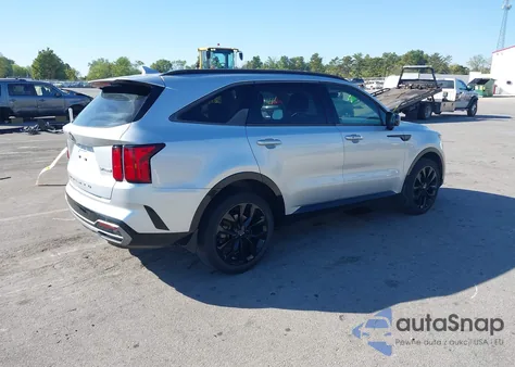 2021 Kia Sorento Sx z USA, uszkodzony, nr VIN 5XYRK4LF2MG030965